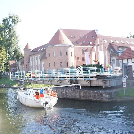 Lake Апартаменты *